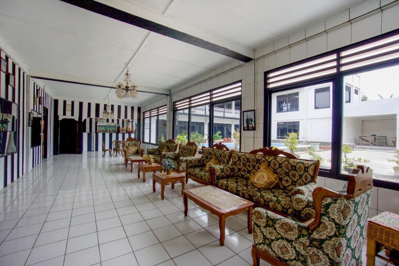 Oyo 2960 Wisma Bara Pagar Alam Pagaralam Exteriér fotografie